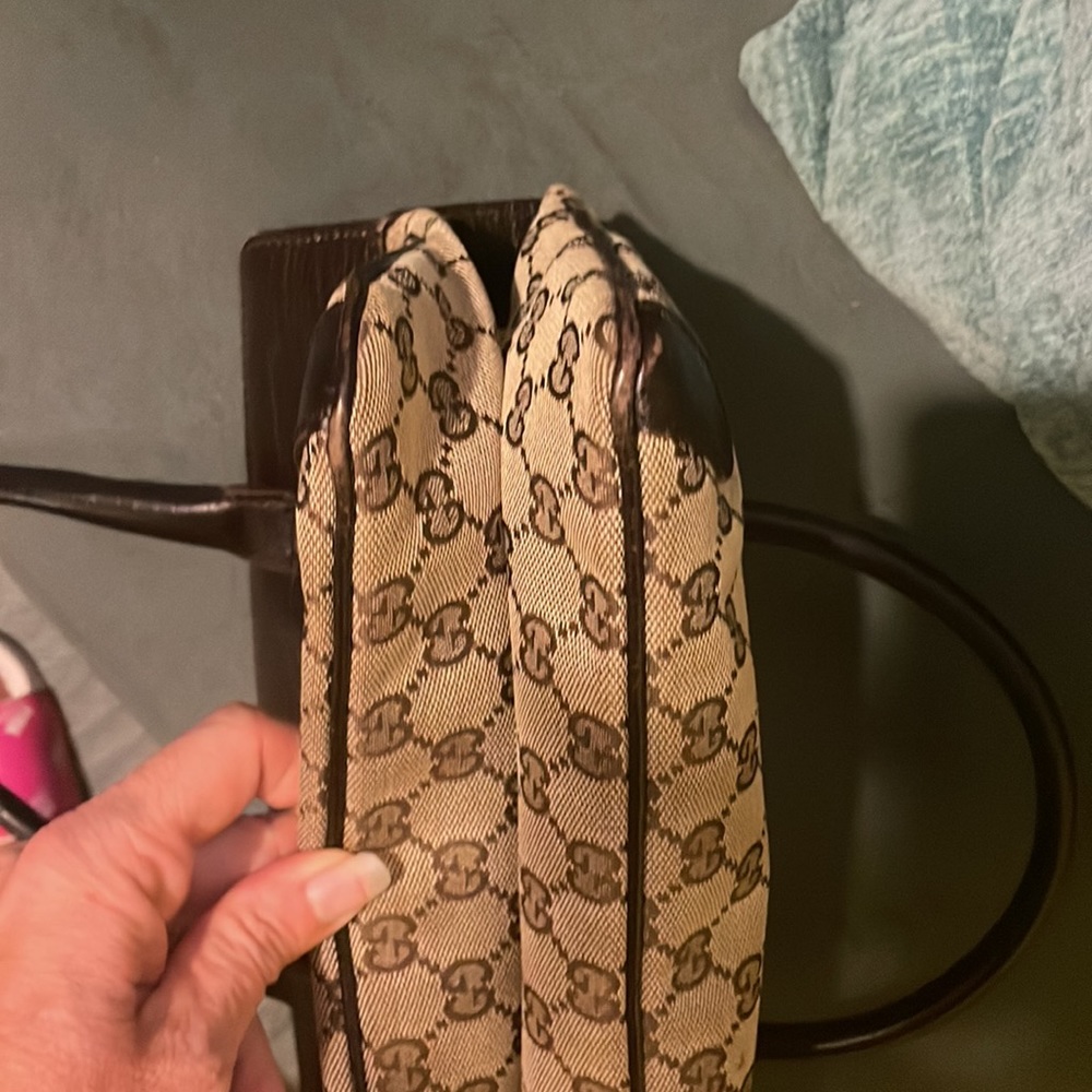 Gucci Bag - Picture 7 of 9